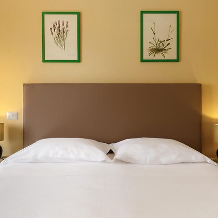 Hotel Cernia Isola Botanica SantʼAndrea Dış mekan fotoğraf