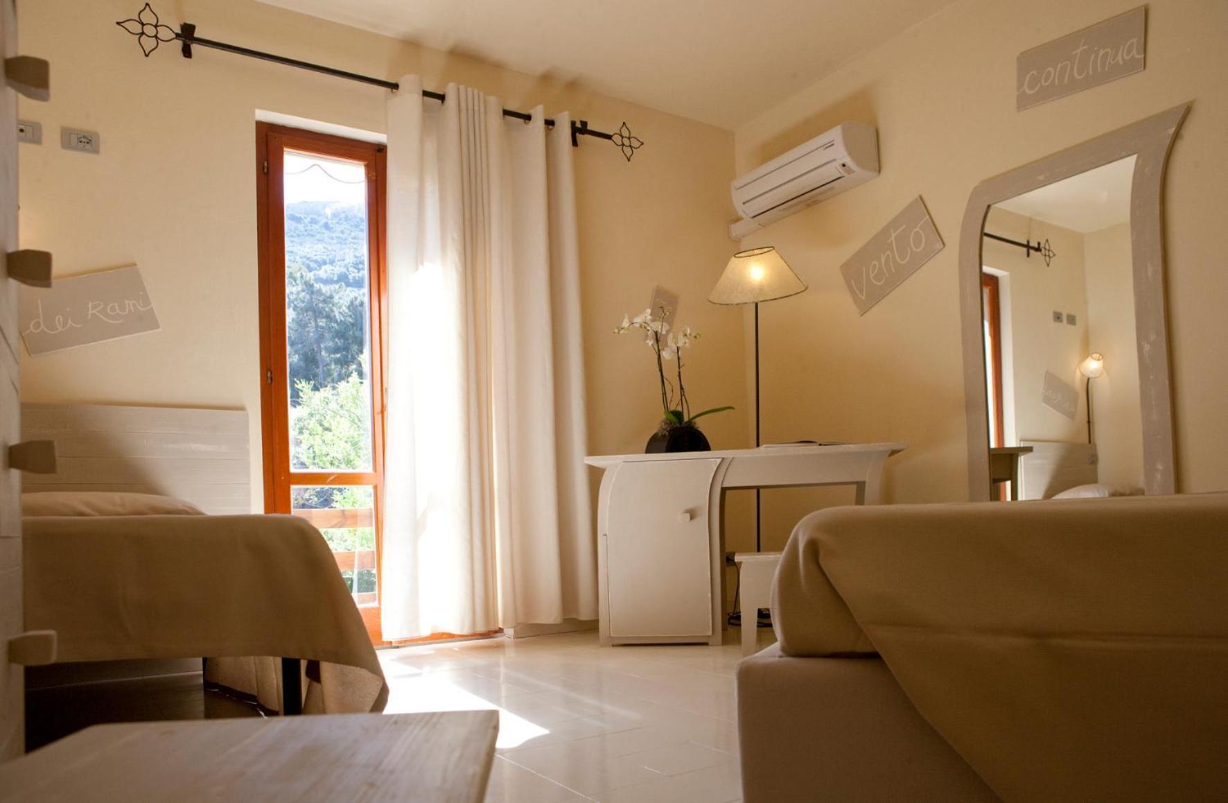 Hotel Cernia Isola Botanica SantʼAndrea Dış mekan fotoğraf