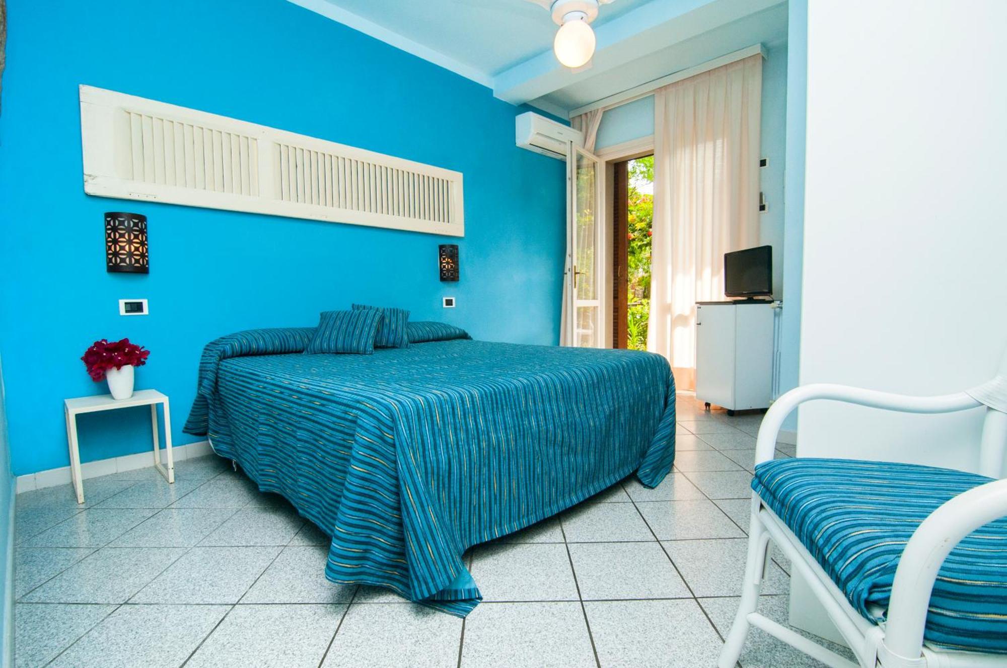 Hotel Cernia Isola Botanica SantʼAndrea Dış mekan fotoğraf